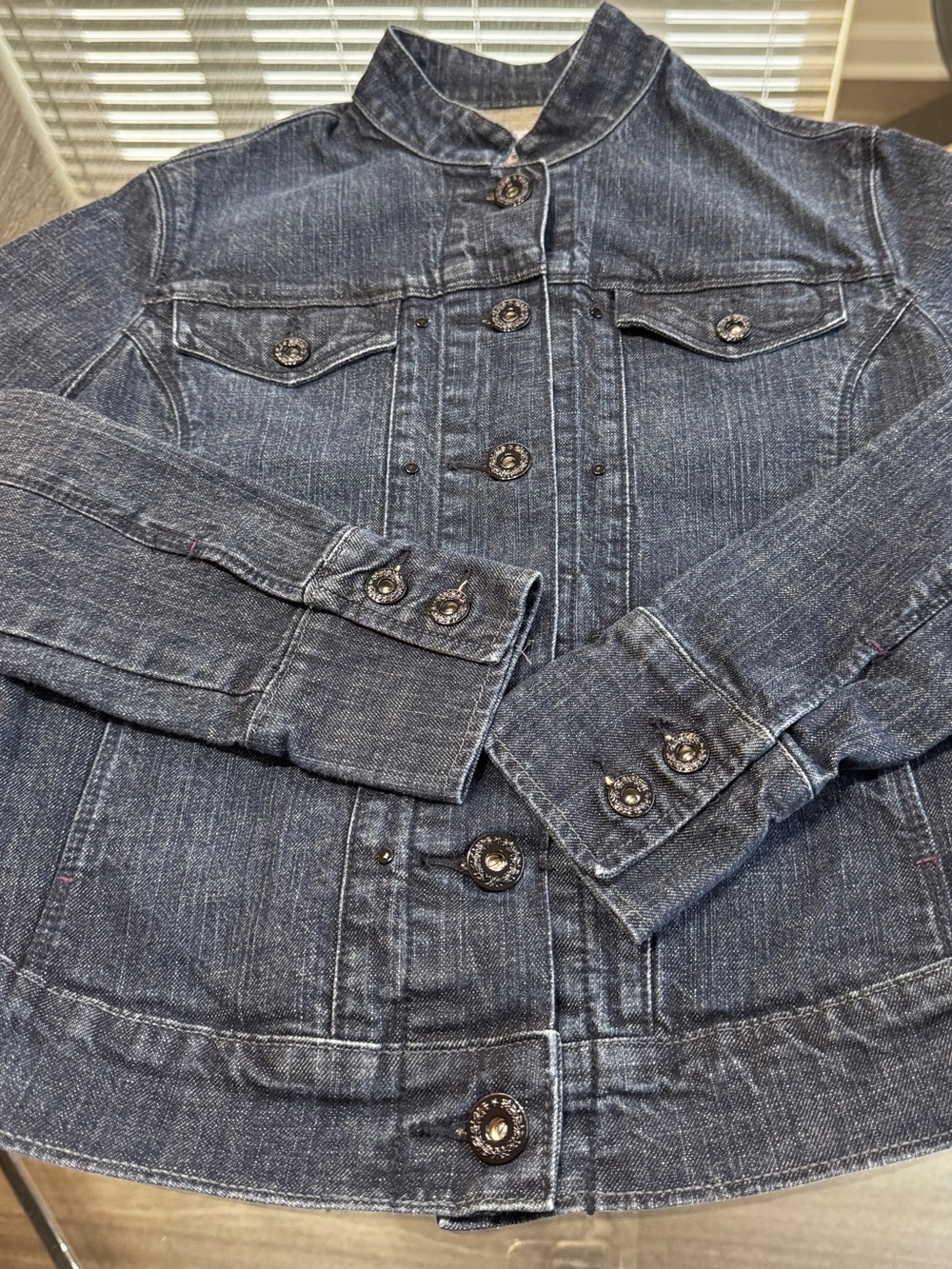 Levi’s Dark Indigo Denim Jacket - Women's Stand Collar Jean Jacket - Picture 14 of 16